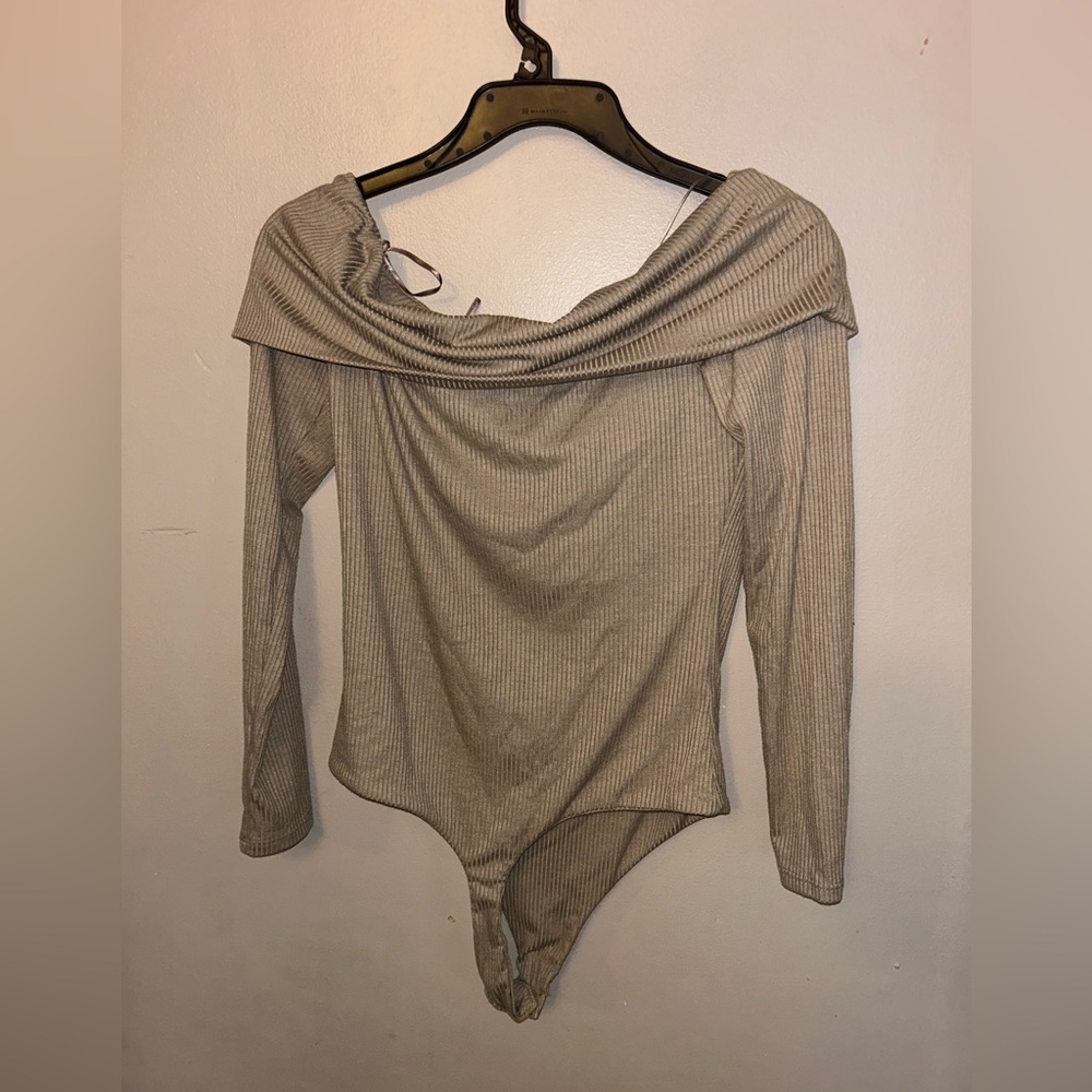 AFRM Tan Ribbed Off Shoulder Fitted Bodysuit - Picture 6 of 8